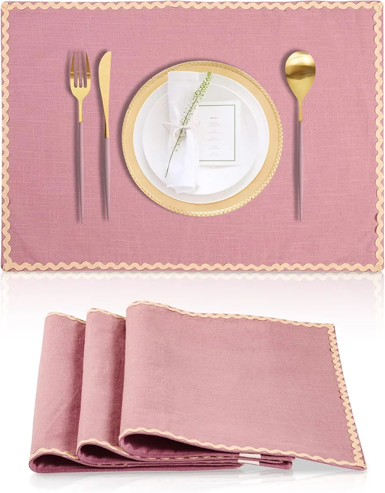 ZOMI Cloth Placemats 100% Cotton Fabric Set of 4 Machine Washable Durable Table Mats, Heat Resistant Placemats Place Mats for Dining Table (Lavender)