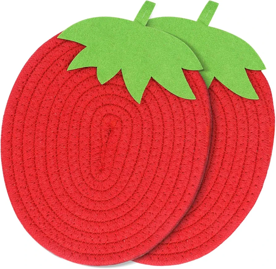 2Pcs Heat Resistant Place Mat Stberry Shaped Cotton Thread Table Mats Kitchen Resistant Cloth Trivets for Kitchen Hot Dishes （7.87inch）