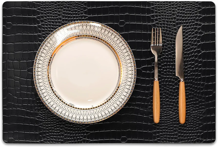 Set of 6 Faux Leather Placemats, PU Table Mats, Waterproof, Stain Resistant, Heat Resistant, Easy to Clean for Kitchen Dining Table,Conference Table