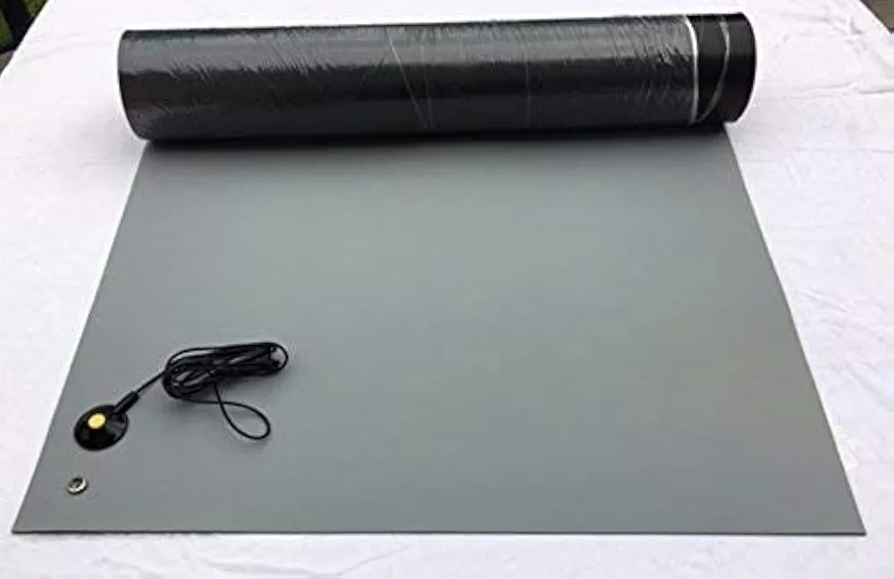 ESD Soldering Mat - Heat Resistant Anti-Static Table Mat - with Grounding Cord (30" x 72" (2.5' x 6'), Gray)